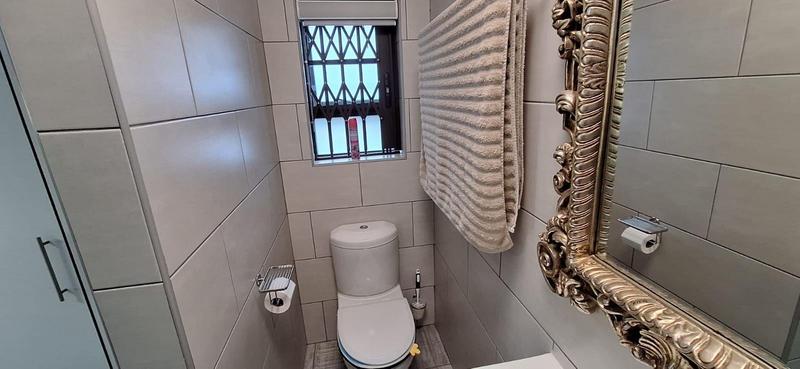 2 Bedroom Property for Sale in Island View Western Cape
